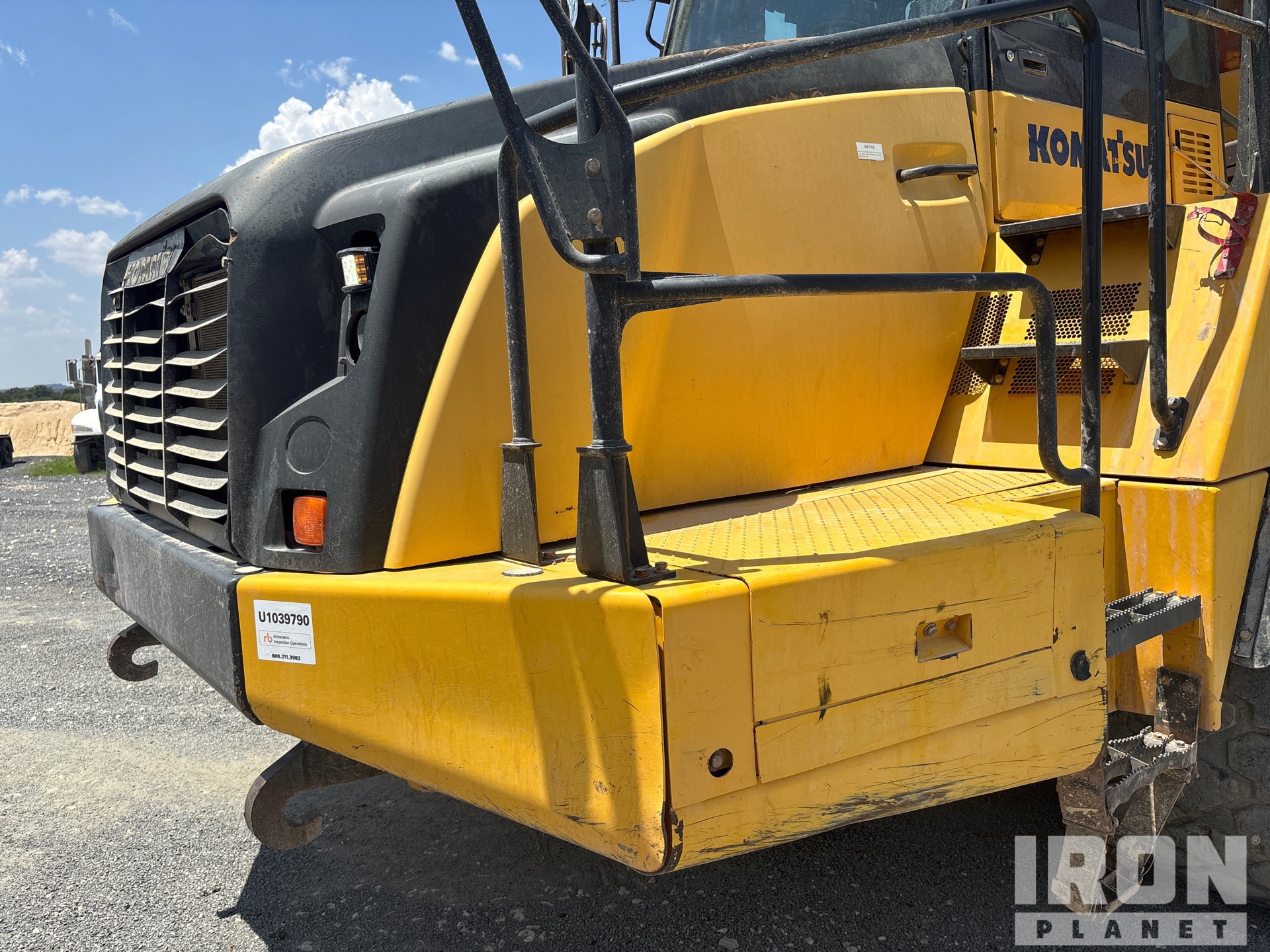 2014 Komatsu HM400-3