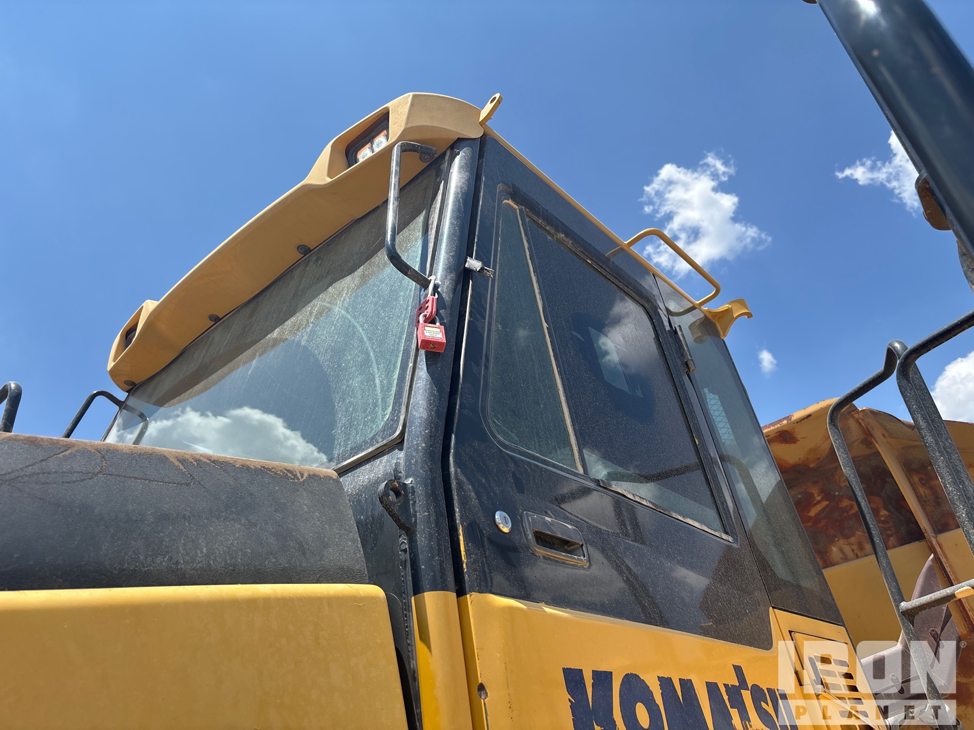 2014 Komatsu HM400-3