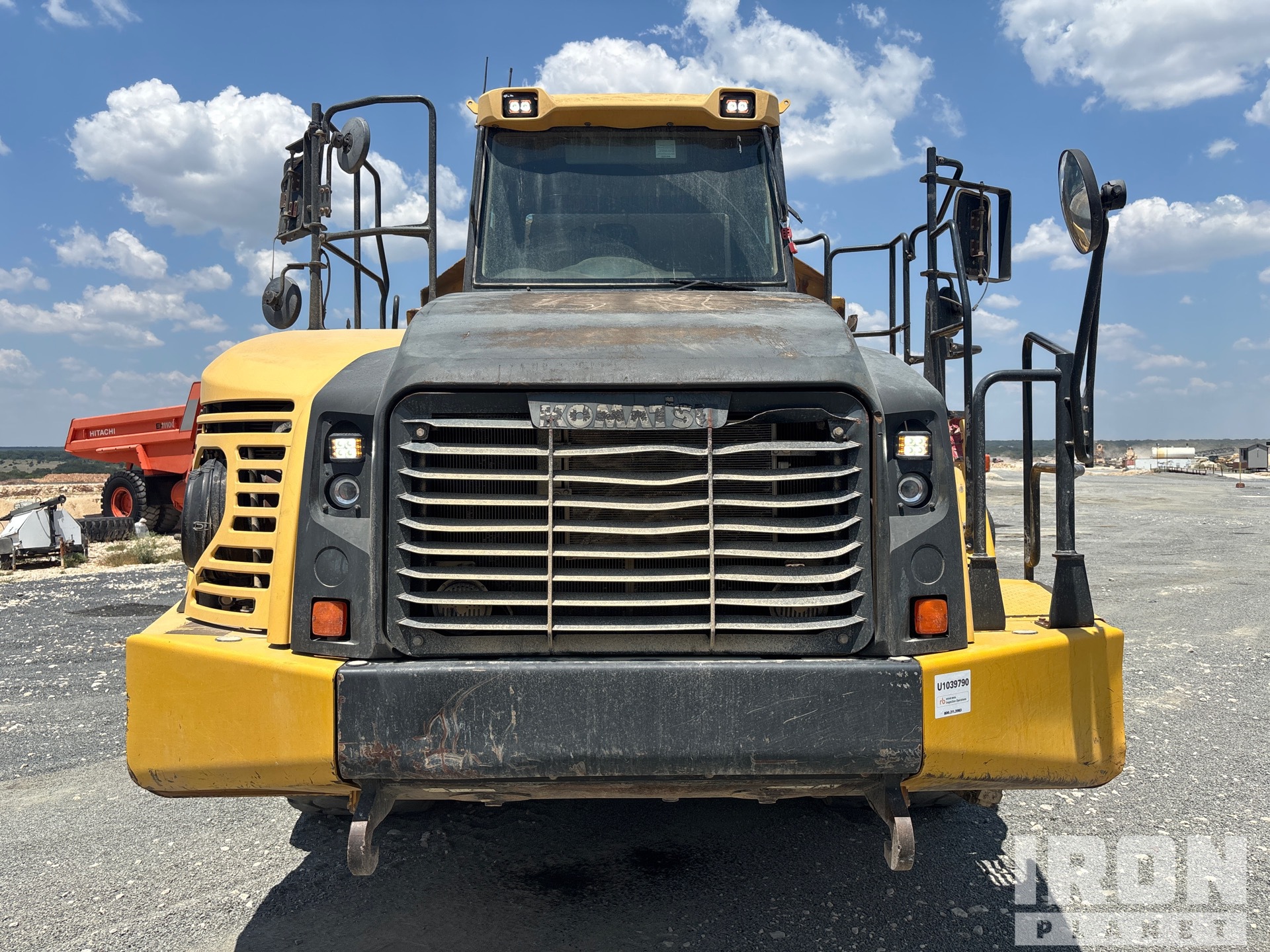 2014 Komatsu HM400-3
