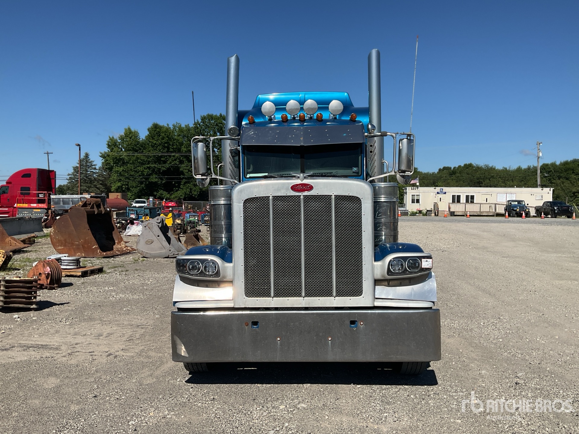 2018 Peterbilt 389