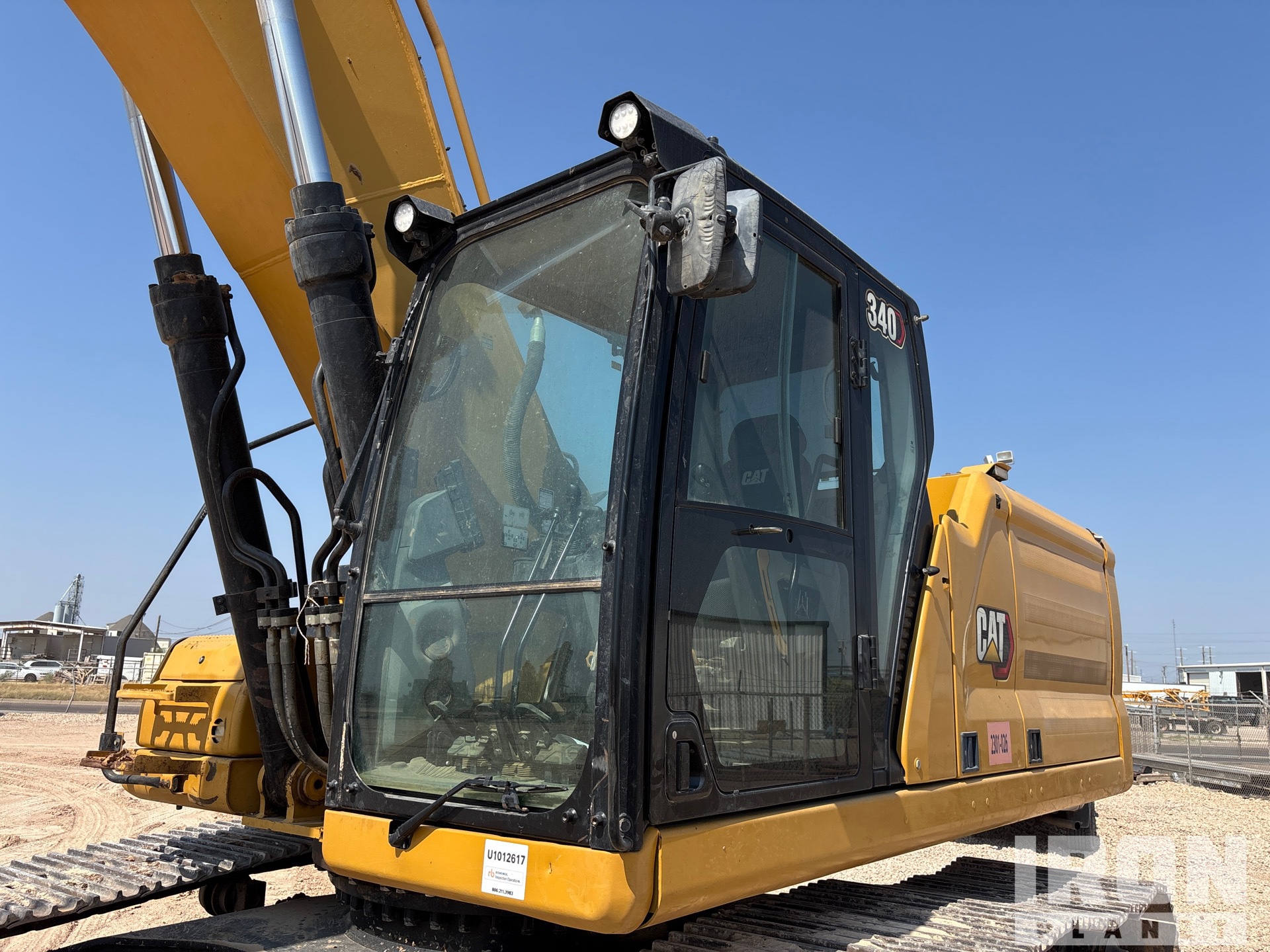 2023 Caterpillar 340