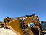 Hydraulics with Stick Cylinder