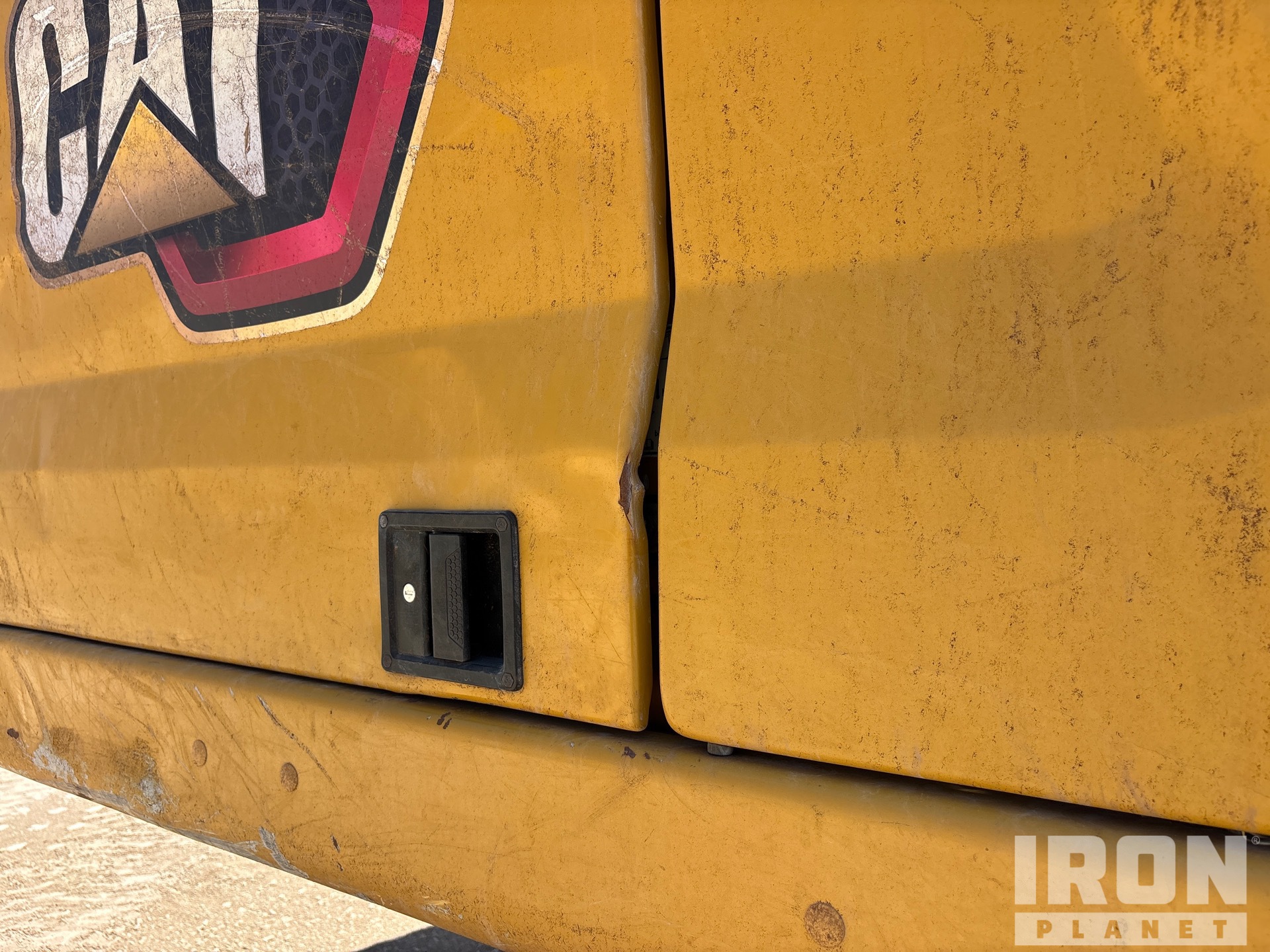 2023 Caterpillar 340