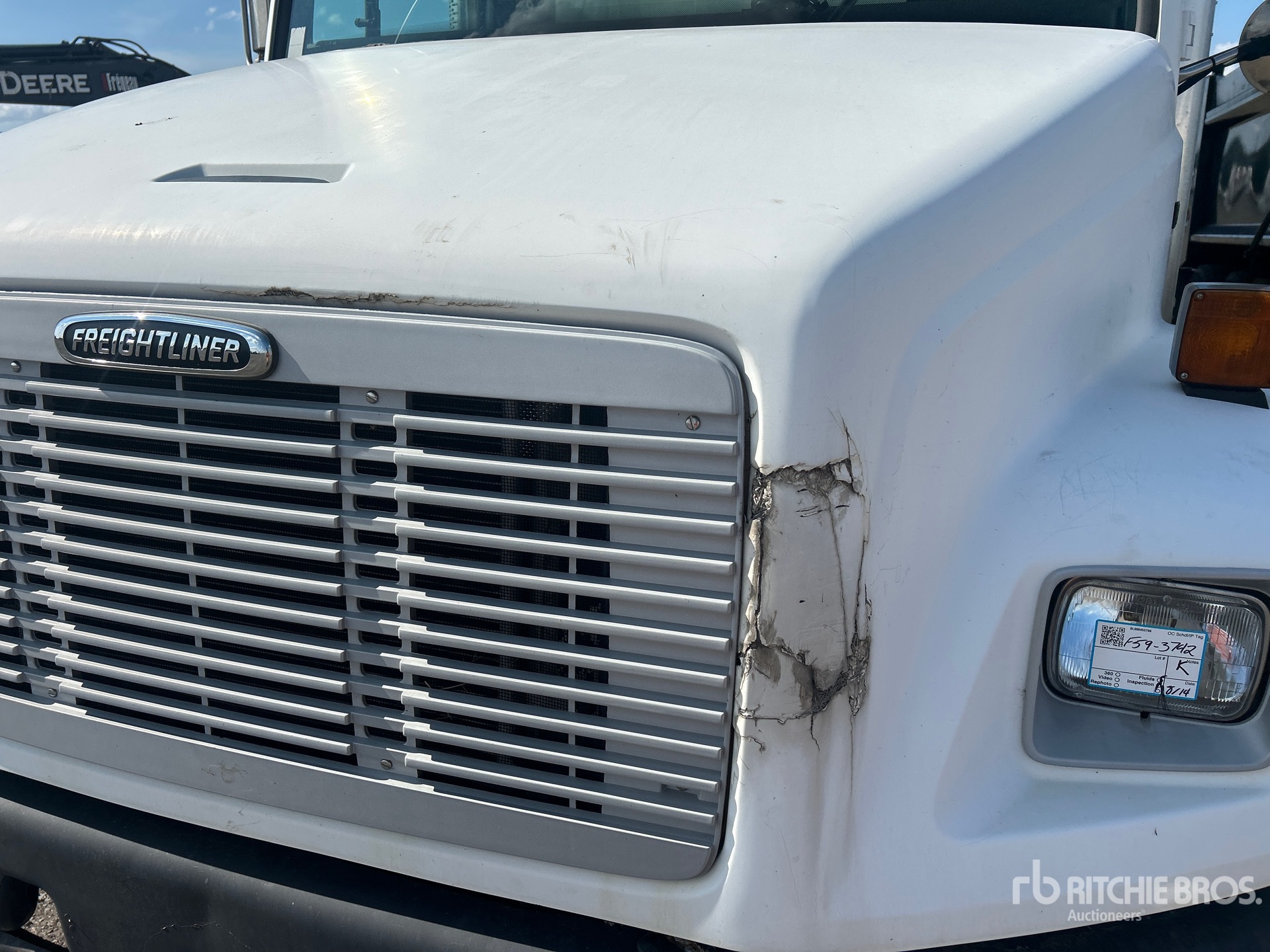 2003 Freightliner FL80