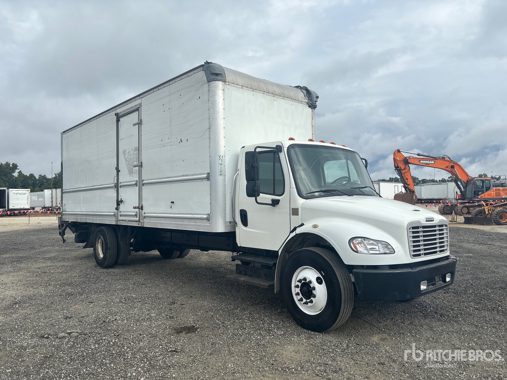 2018 Freightliner M2 106