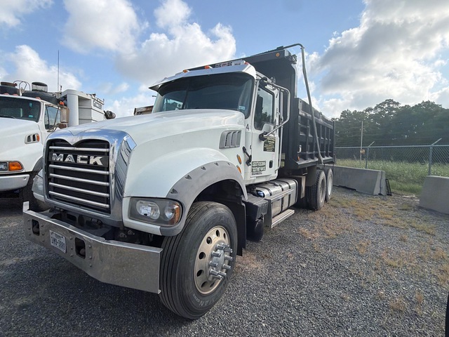 2017 Mack GRANITE GU713 6x4 Tri/A Dump Truck 2017 Mack GRANITE GU713 6x4 Tri/A Dump Truck