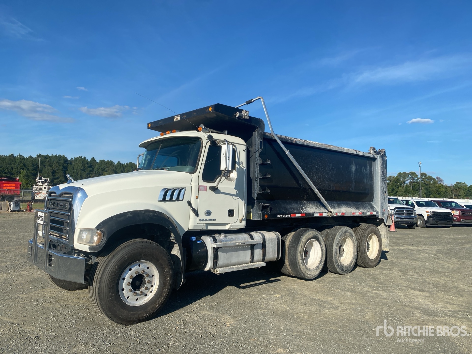 Photo of 2015 Mack GU713