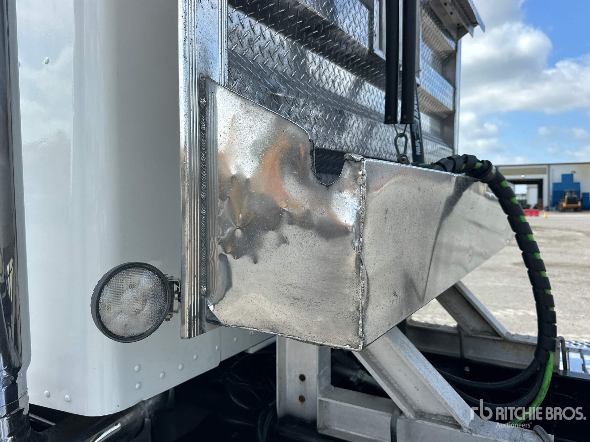 1999 Kenworth W900
