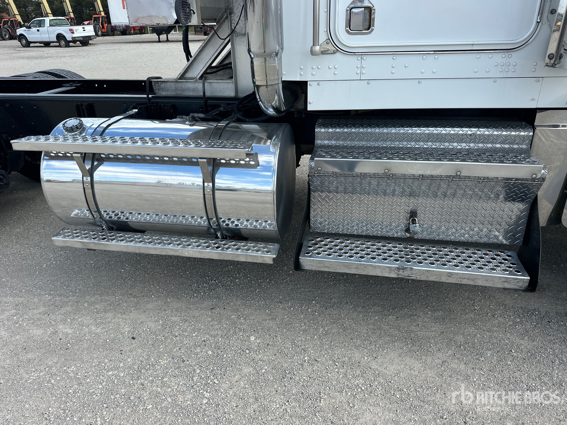 1999 Kenworth W900
