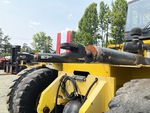 Hydraulics with Mast Tilt Cylinders