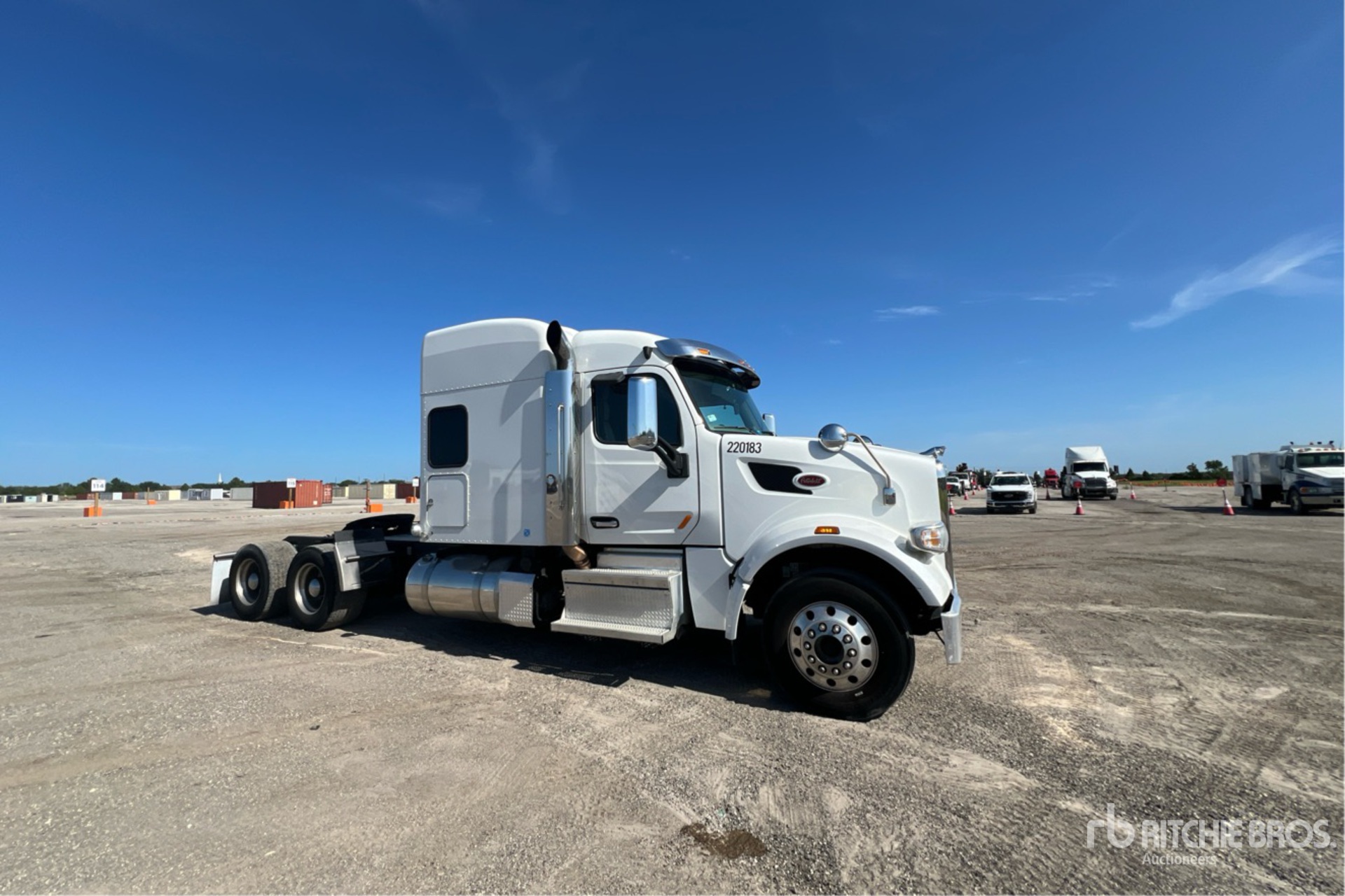 2020 Peterbilt 567
