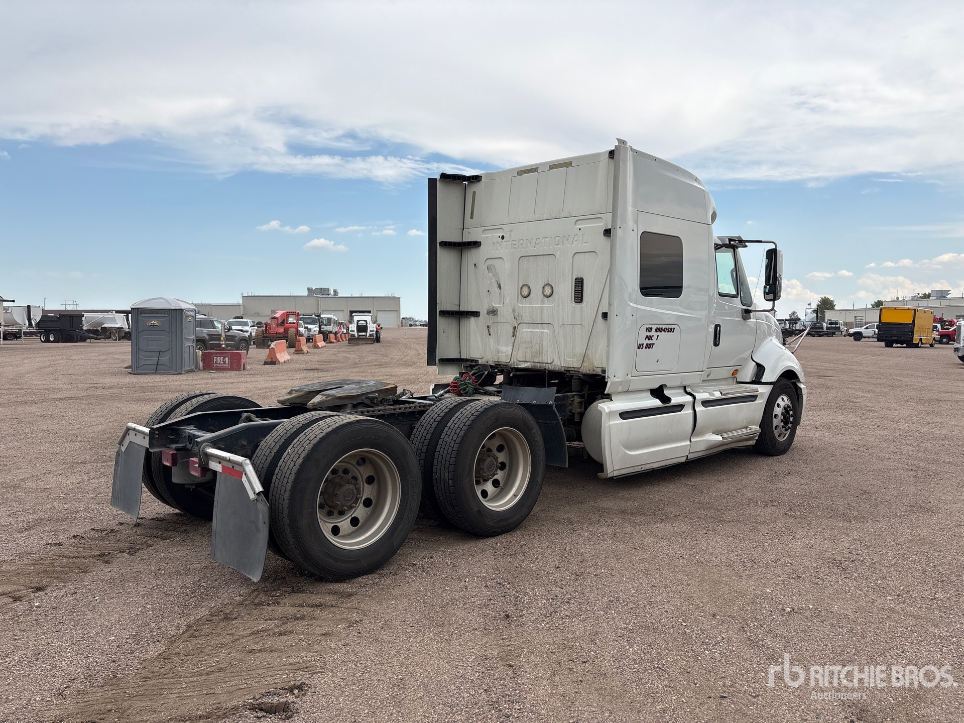 General Appearance with Picture, Right Rear Corner