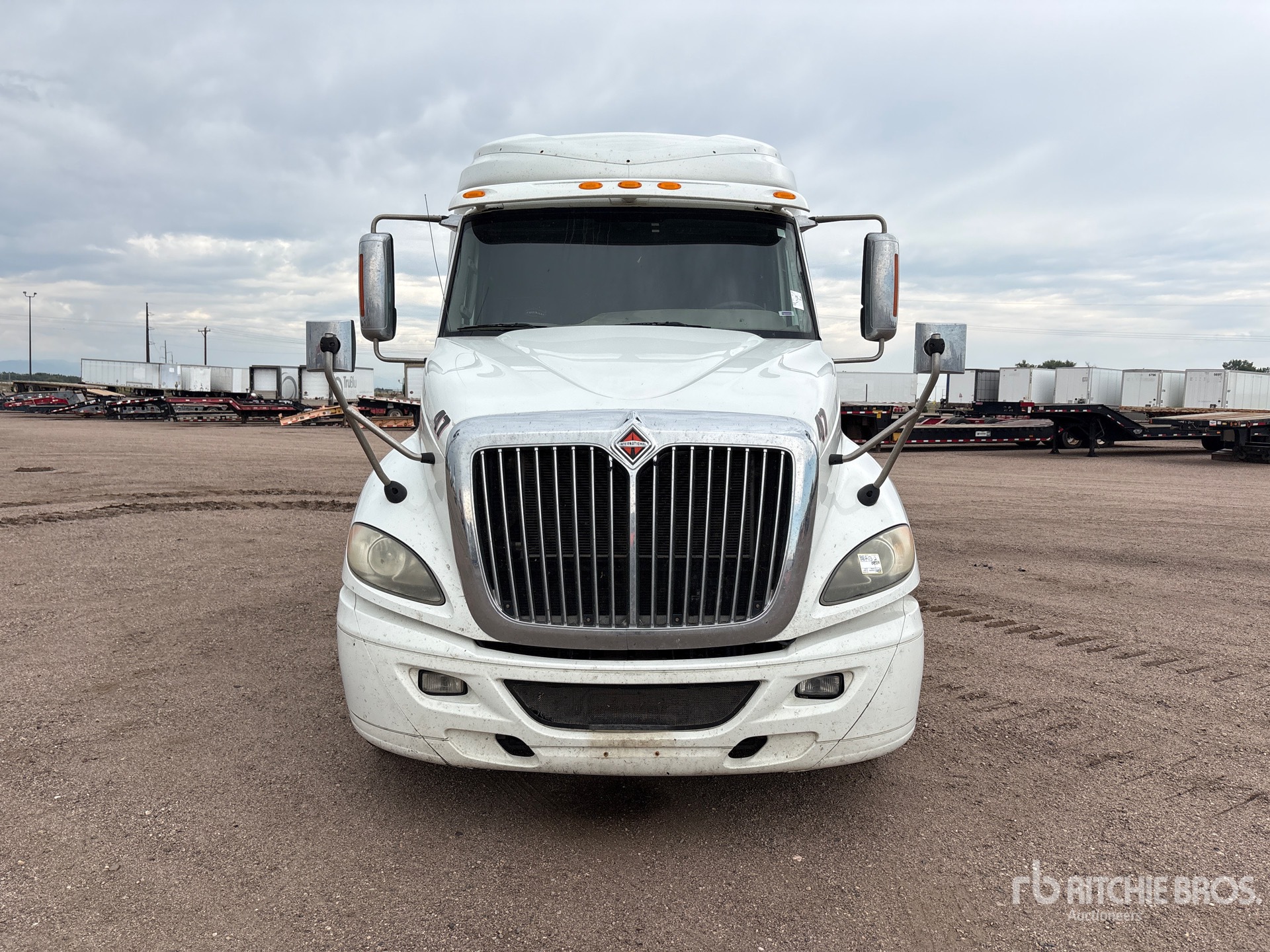 2017 International LF687