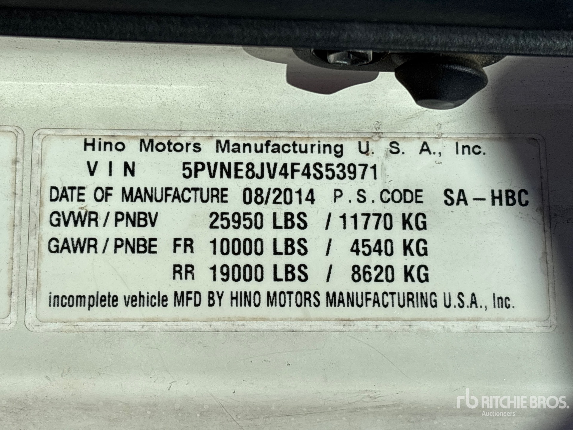 2015 Hino 268