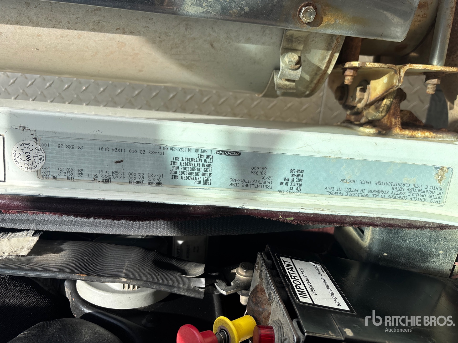 1996 Freightliner CLASSIC 120