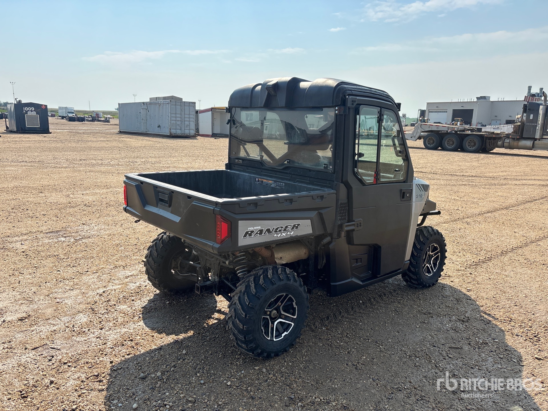 General Appearance with Picture, Right Rear Corner