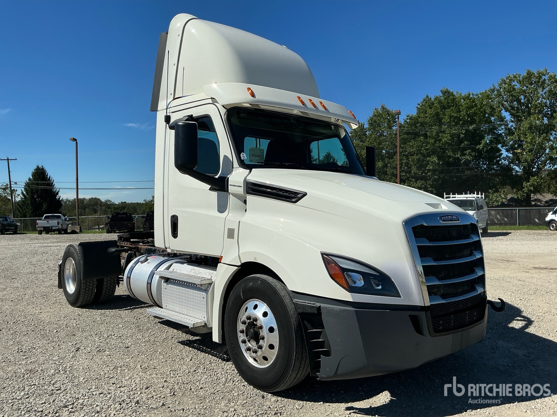 2019 Freightliner CASCADIA 126