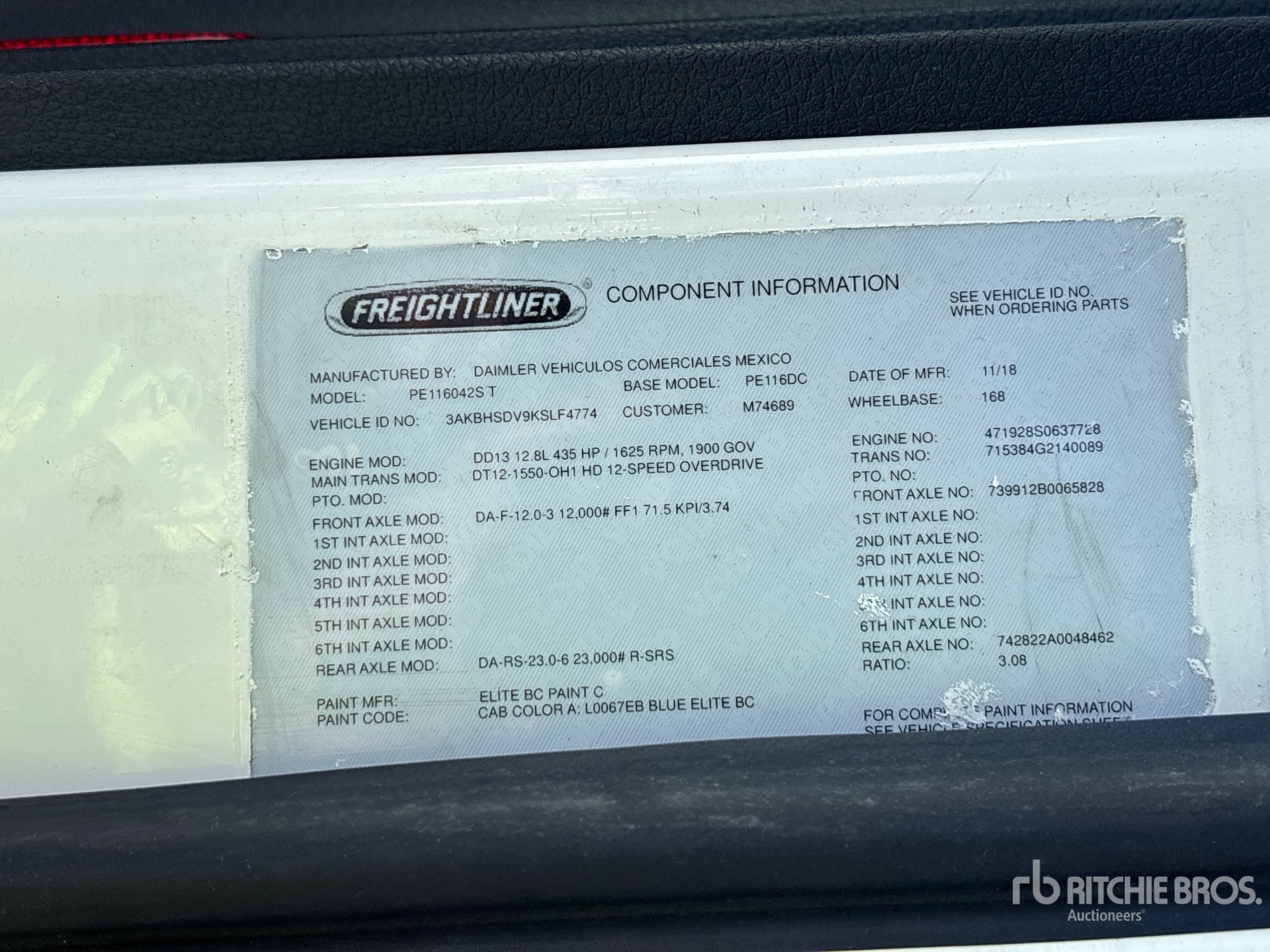 2019 Freightliner CASCADIA 116