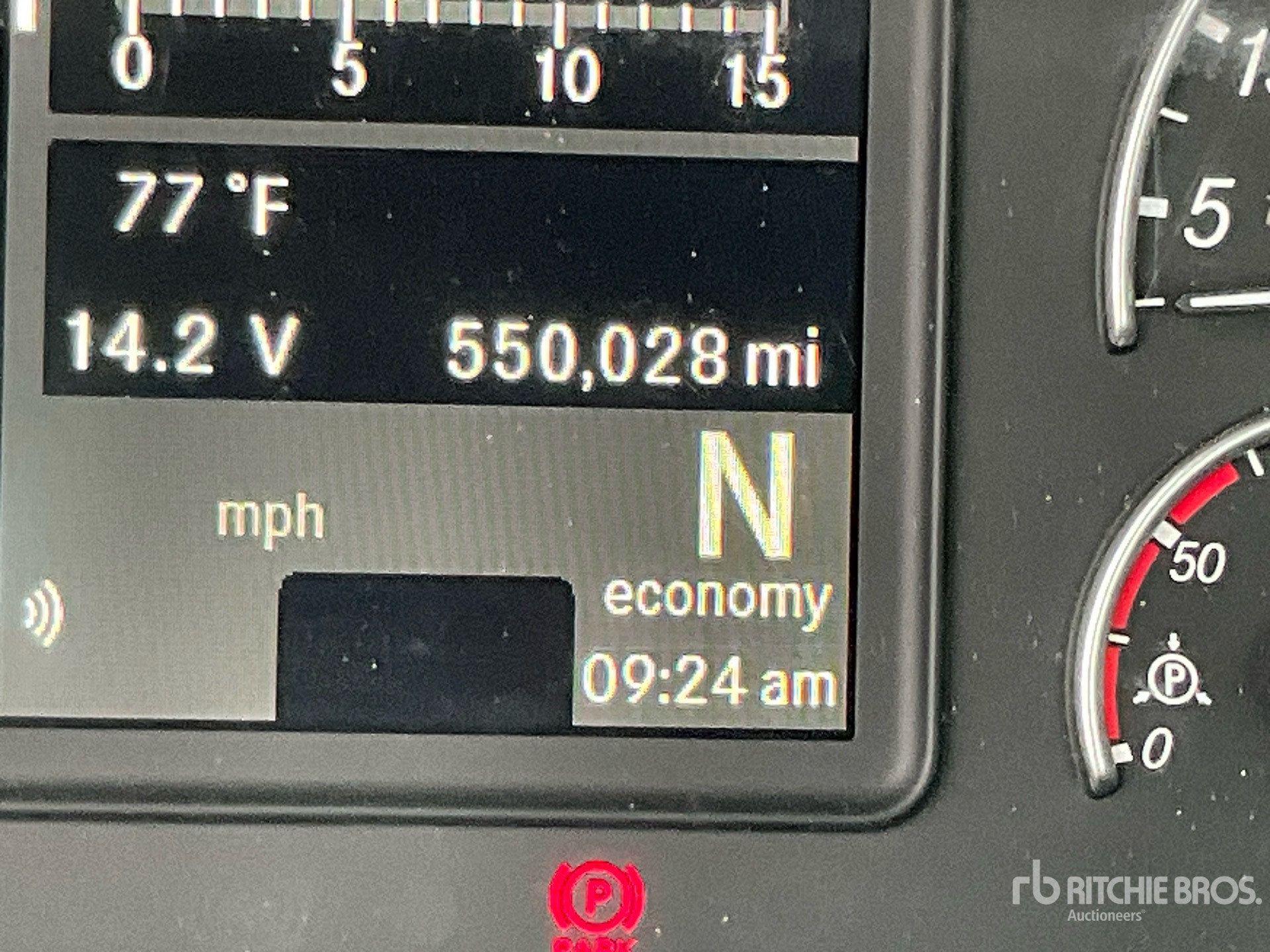 2020 Freightliner CASCADIA 126