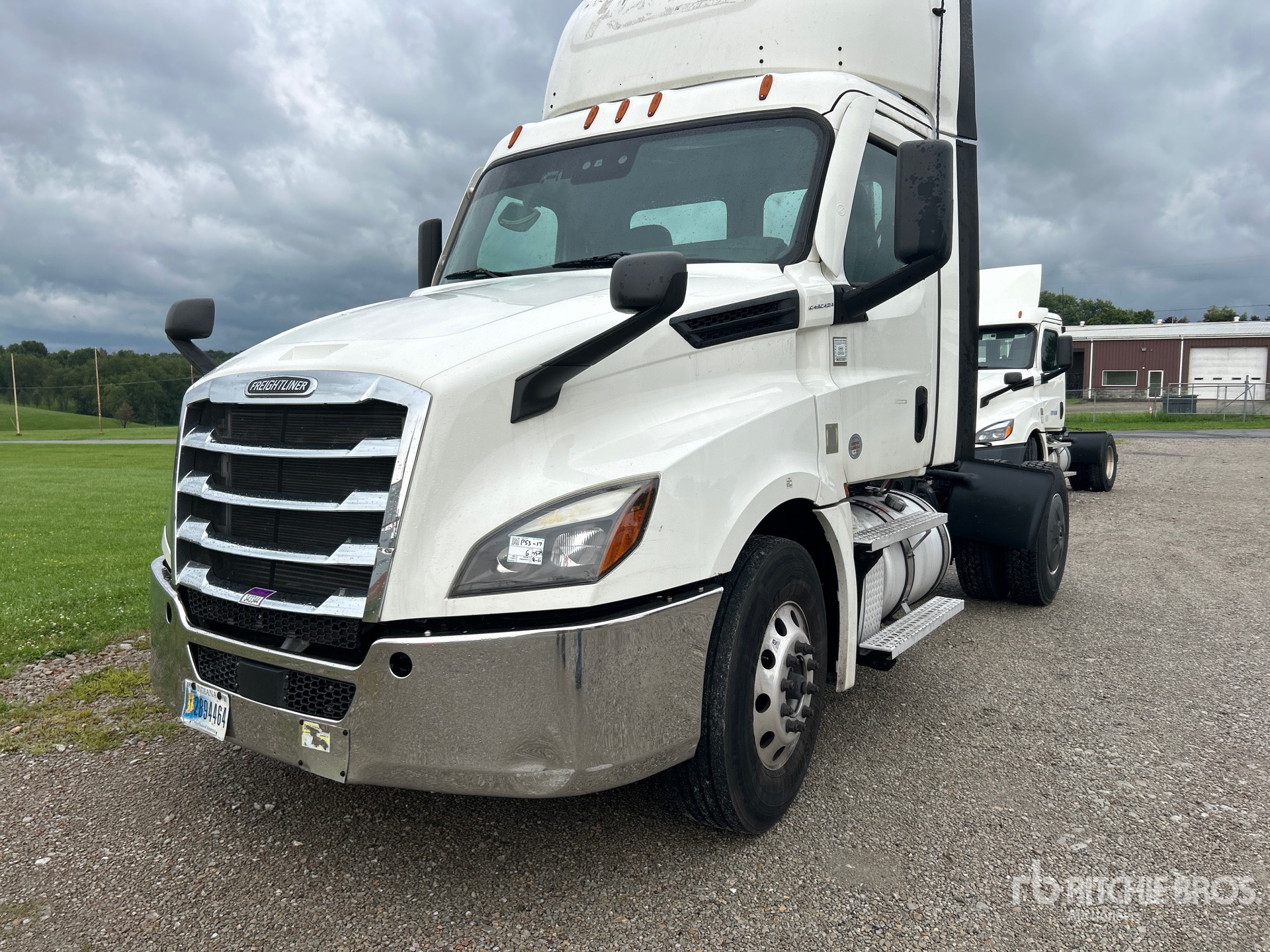 2020 Freightliner CASCADIA 126