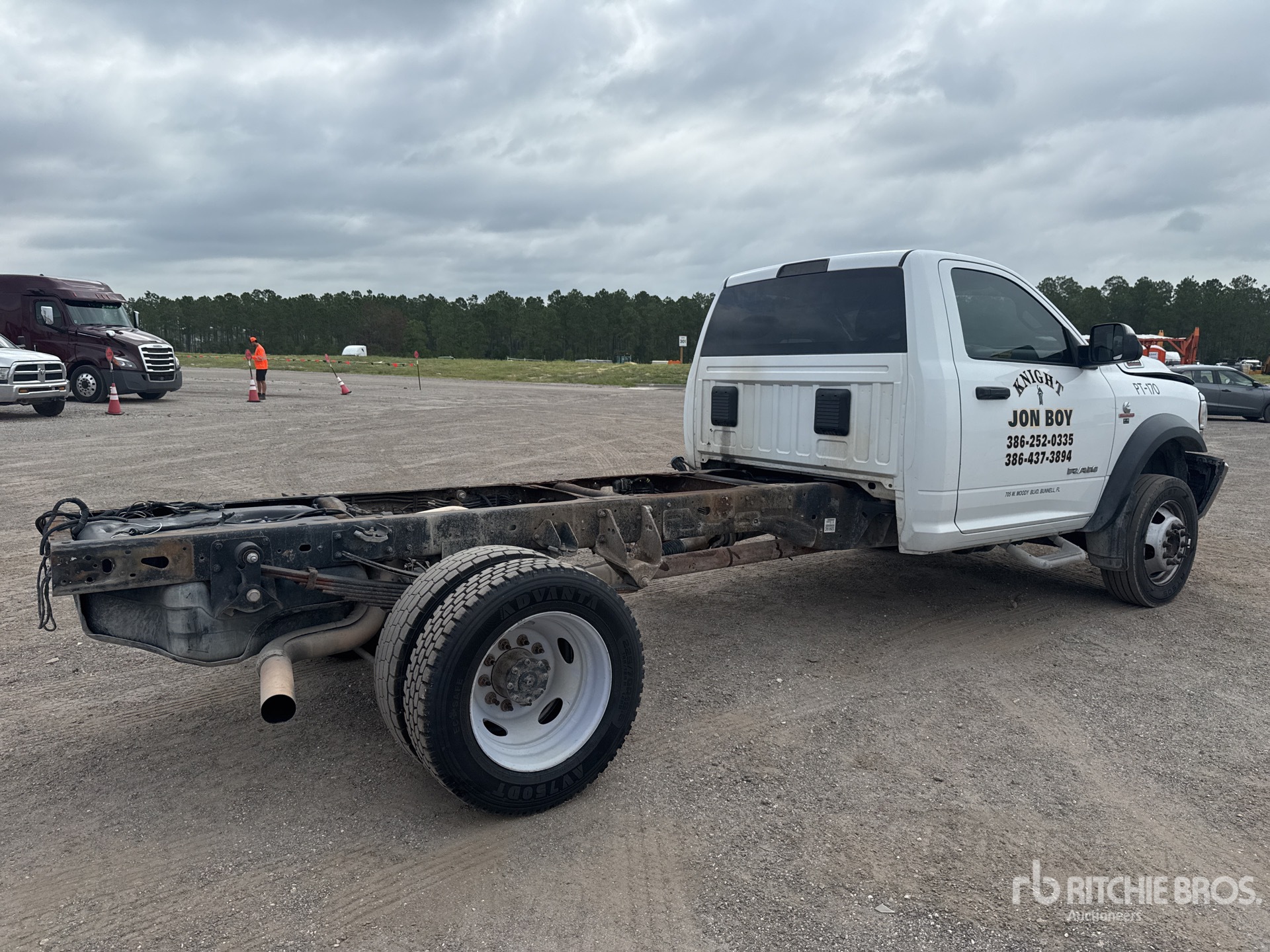 General Appearance with Picture, Right Rear Corner
