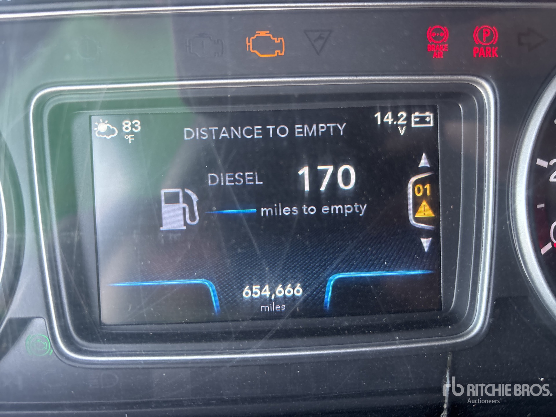 2019 International LT625