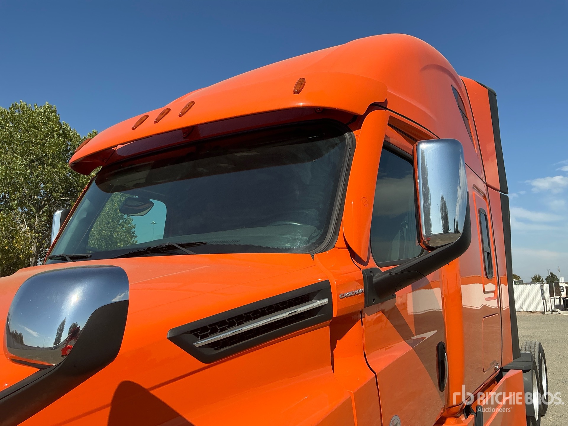 2024 Freightliner CASCADIA 126