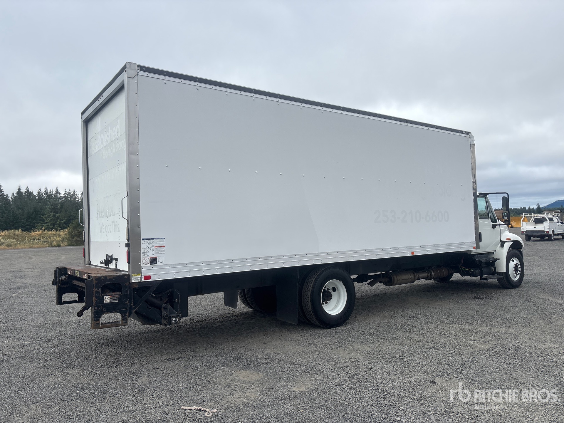 2017 International DURASTAR 4300