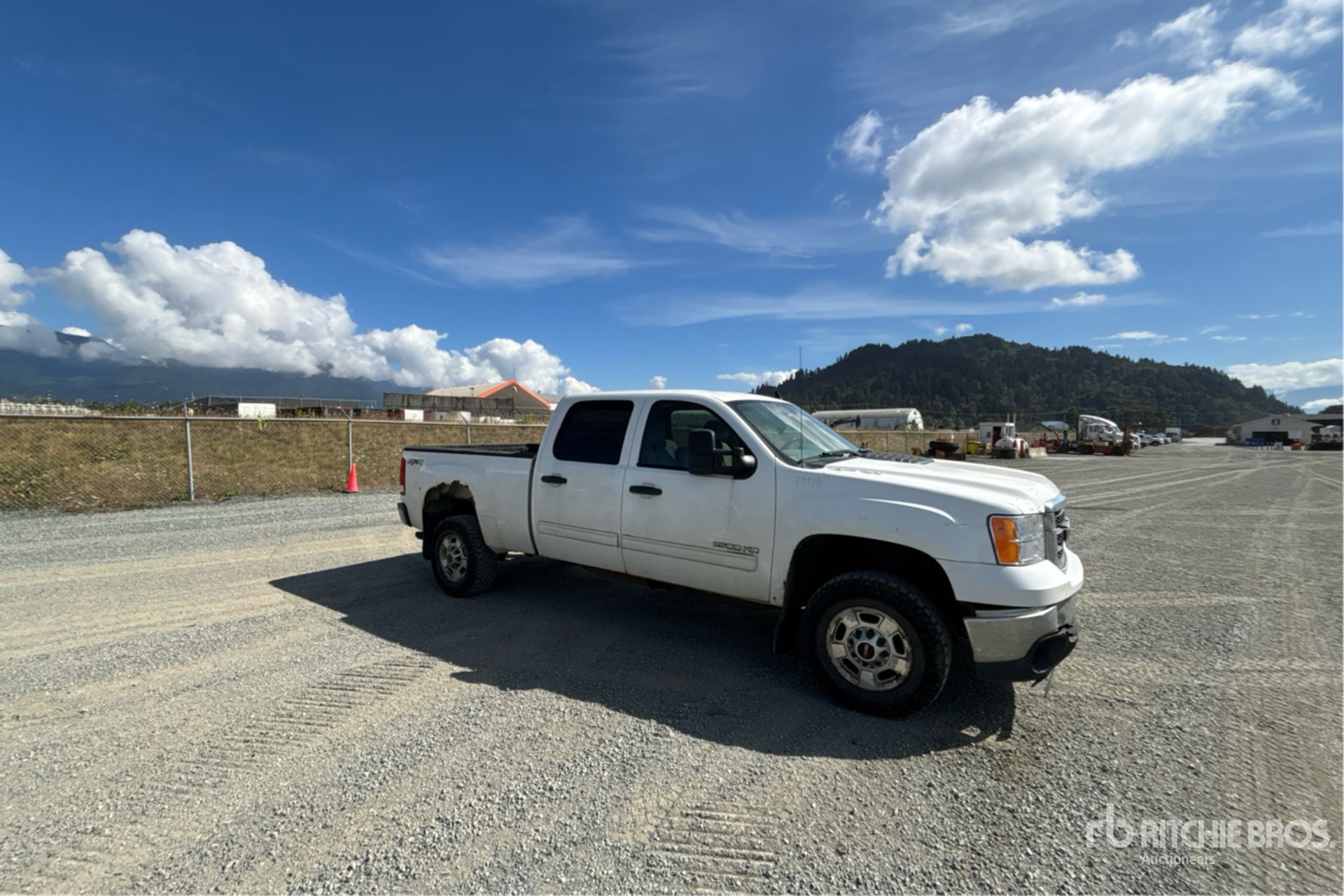 2011 GMC SIERRA 2500HD