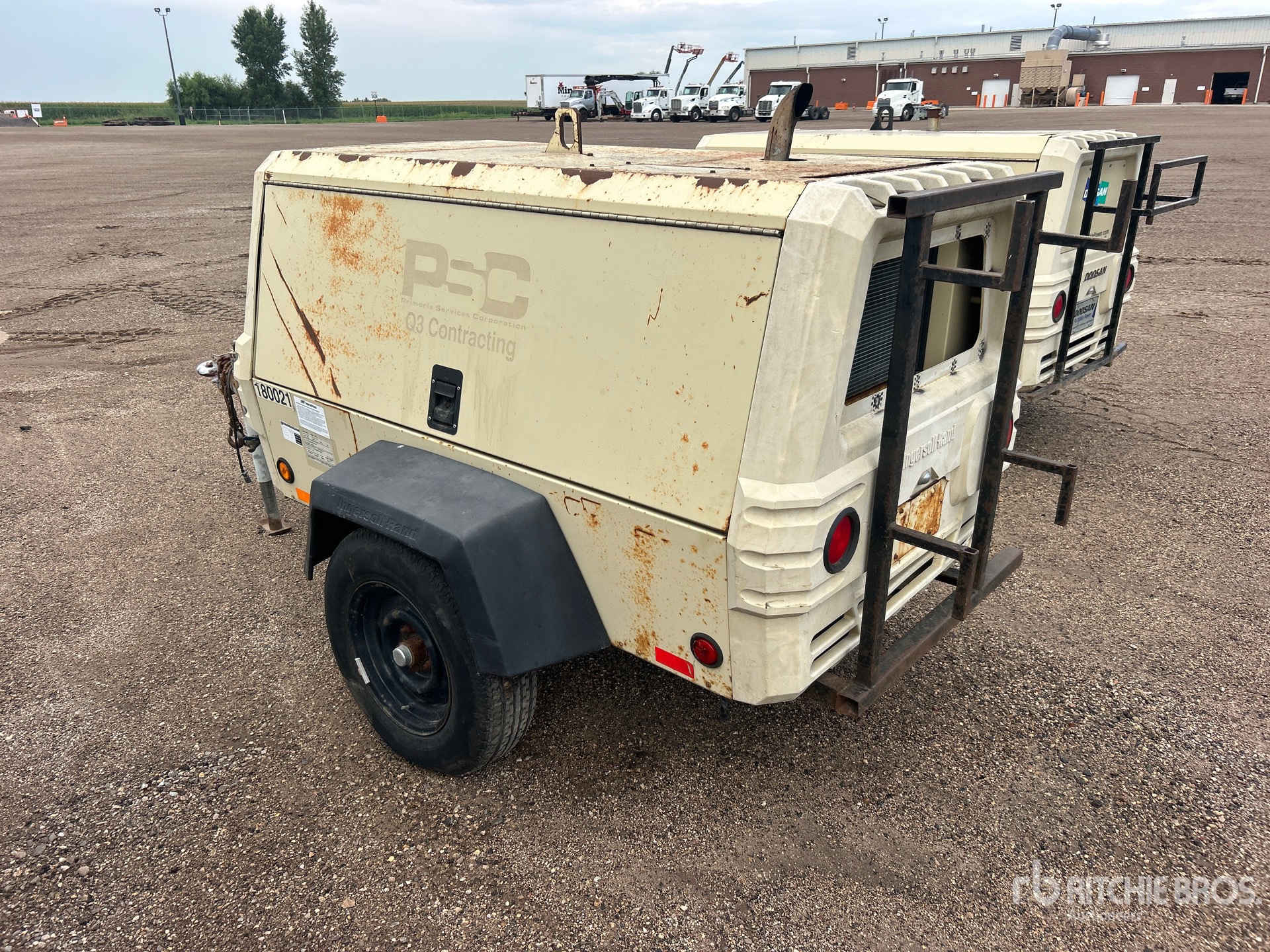 General Appearance with Picture, Left Rear Corner