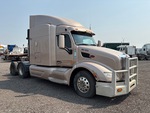 General Appearance with Image, coin avant droit