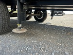 Underbody with Leveling Jacks