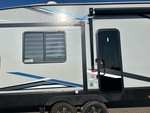 General Appearance with Glass