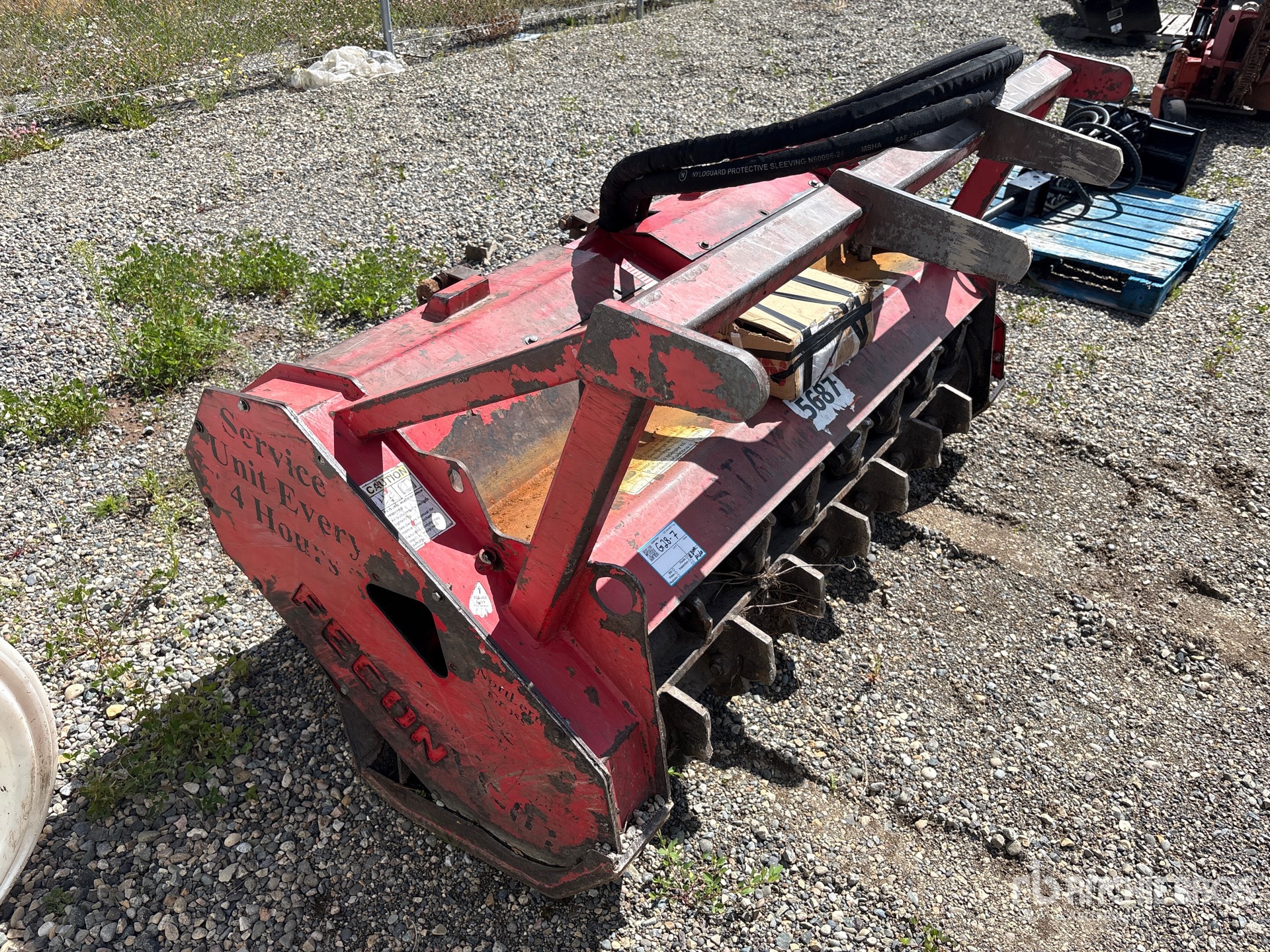 General Appearance with Picture, Right Front Corner