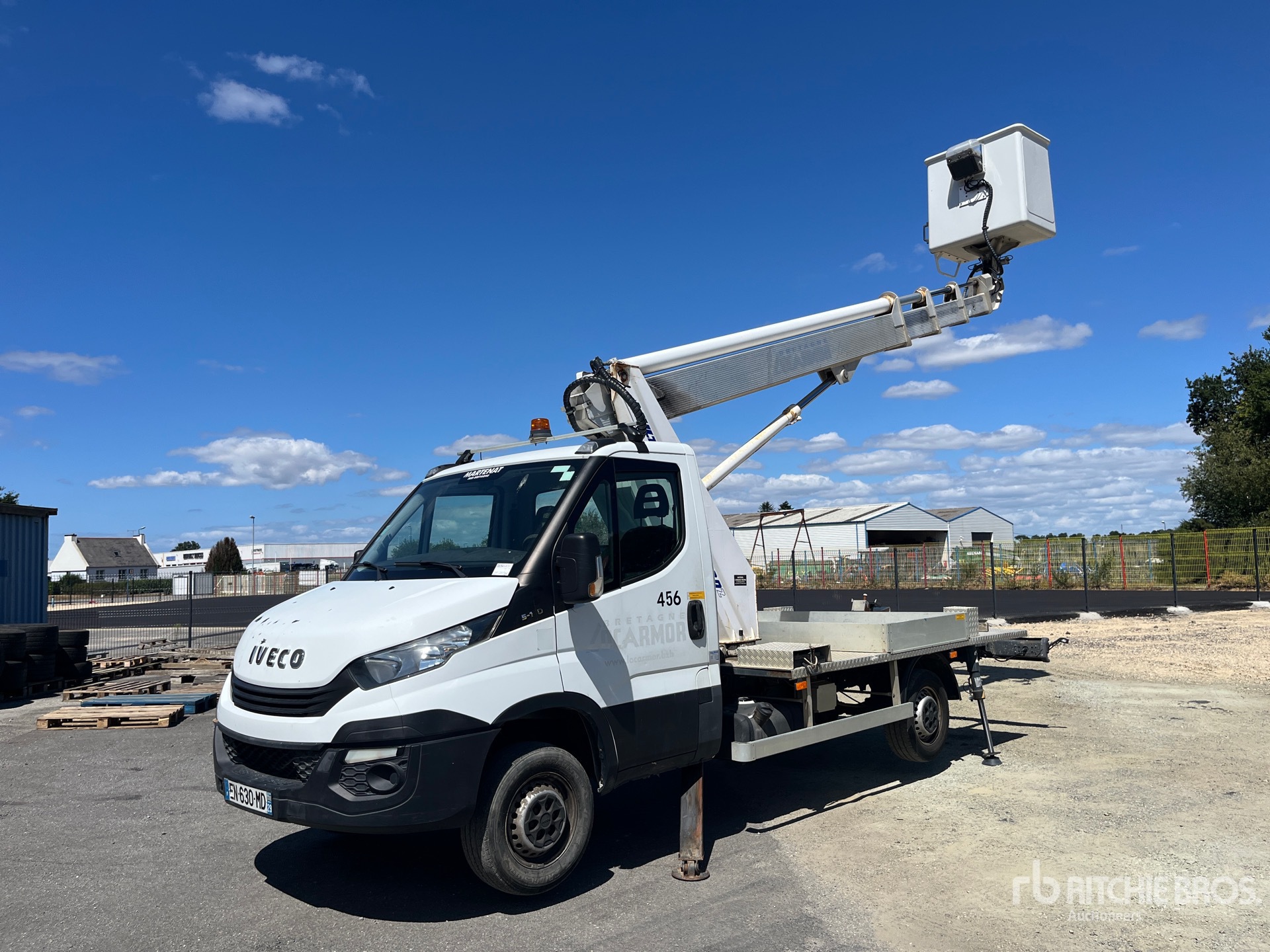 2017 Iveco DAILY 3C14