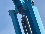 Hydraulics with Basket Tilt Cylinder