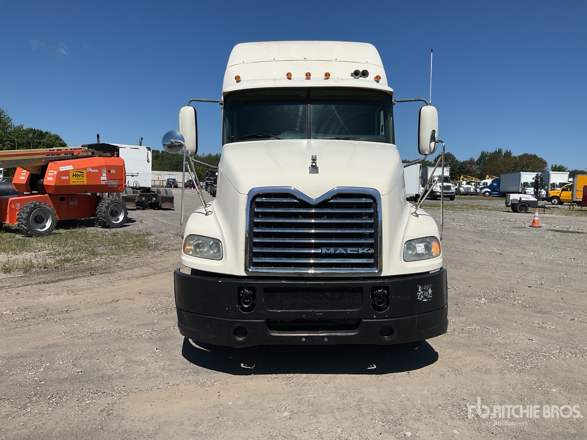 2010 Mack CXU613
