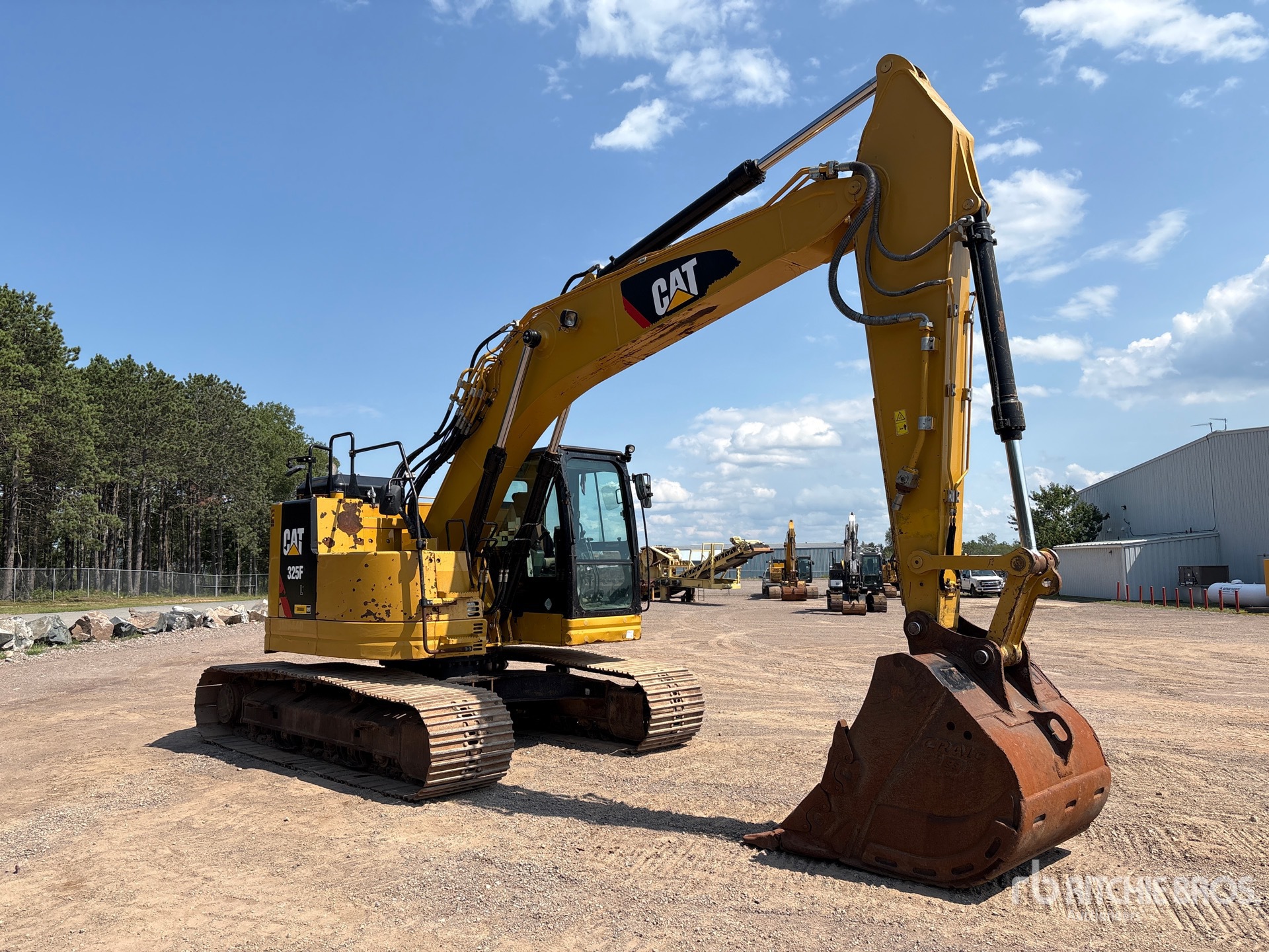 2019 Caterpillar 325F