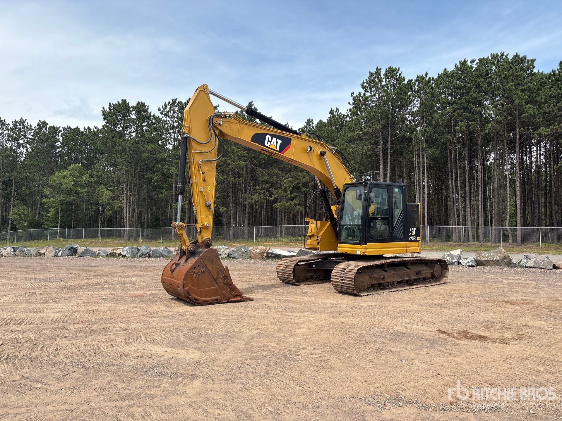2019 Caterpillar 325F