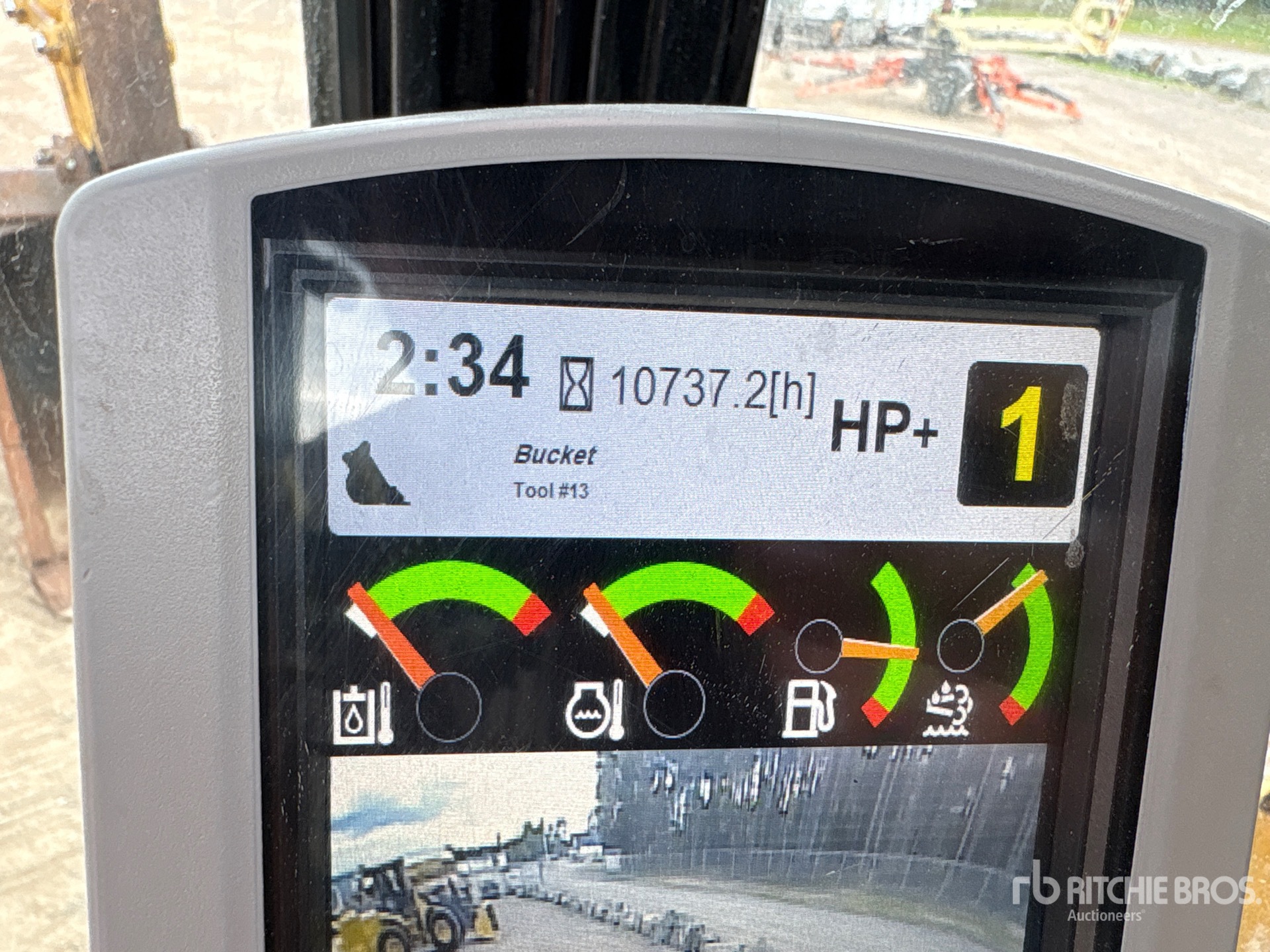 2017 Caterpillar 325F