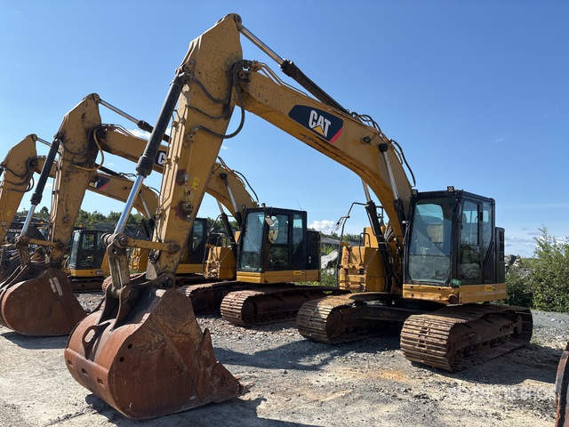 2017 Cat 325f L Cr Tracked Excavator