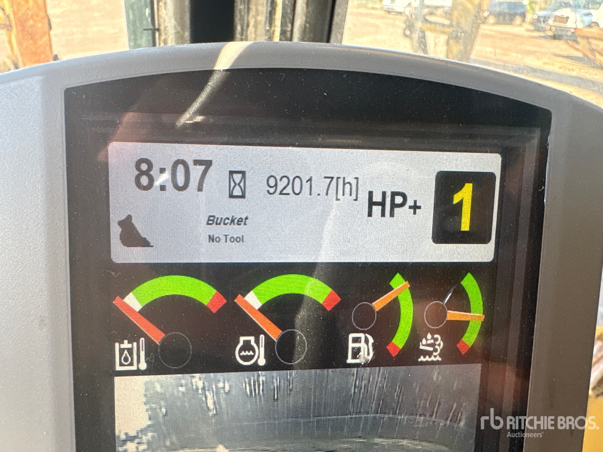 General Appearance with Hour Meter / Odometer