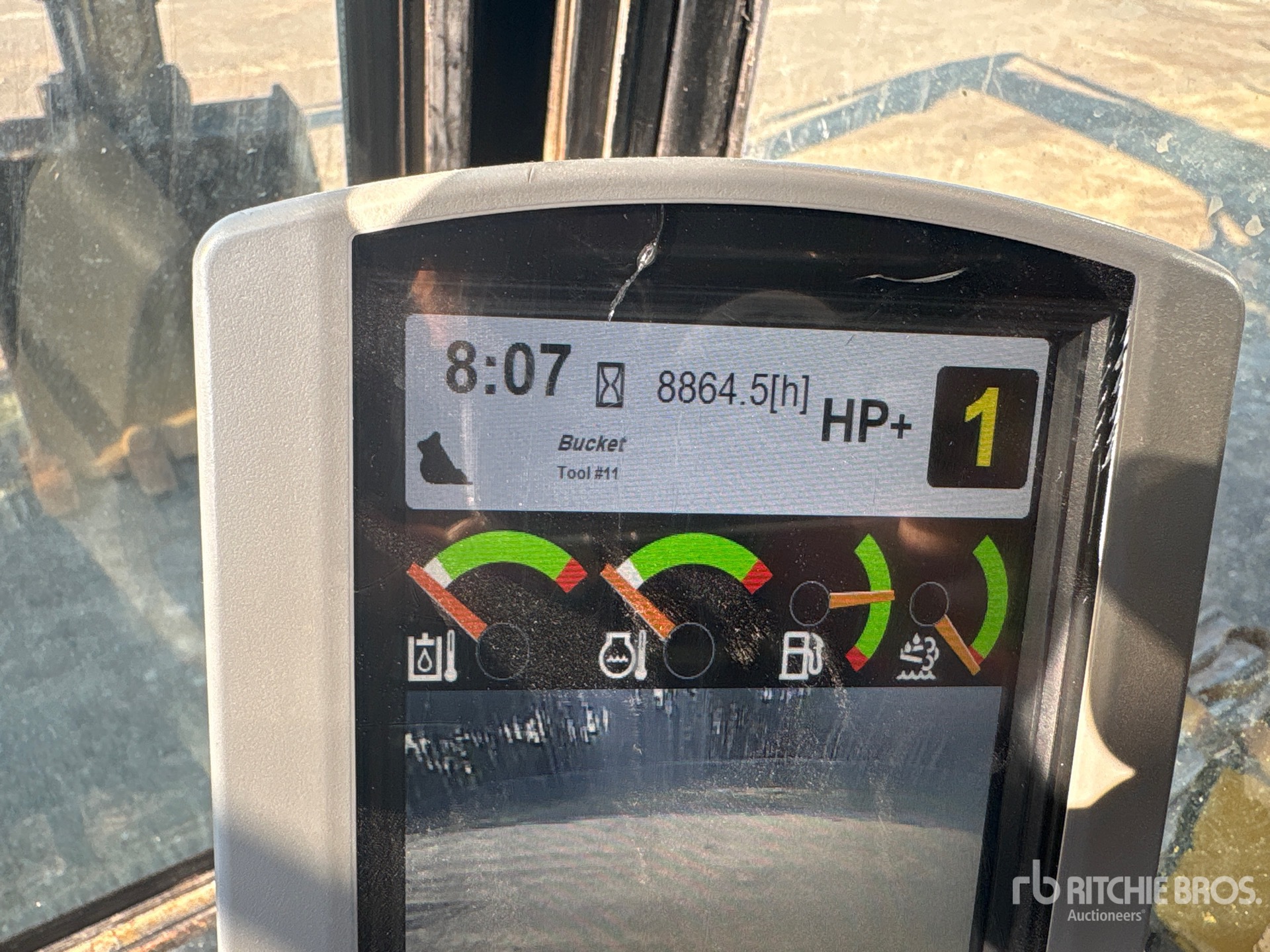 General Appearance with Hour Meter / Odometer