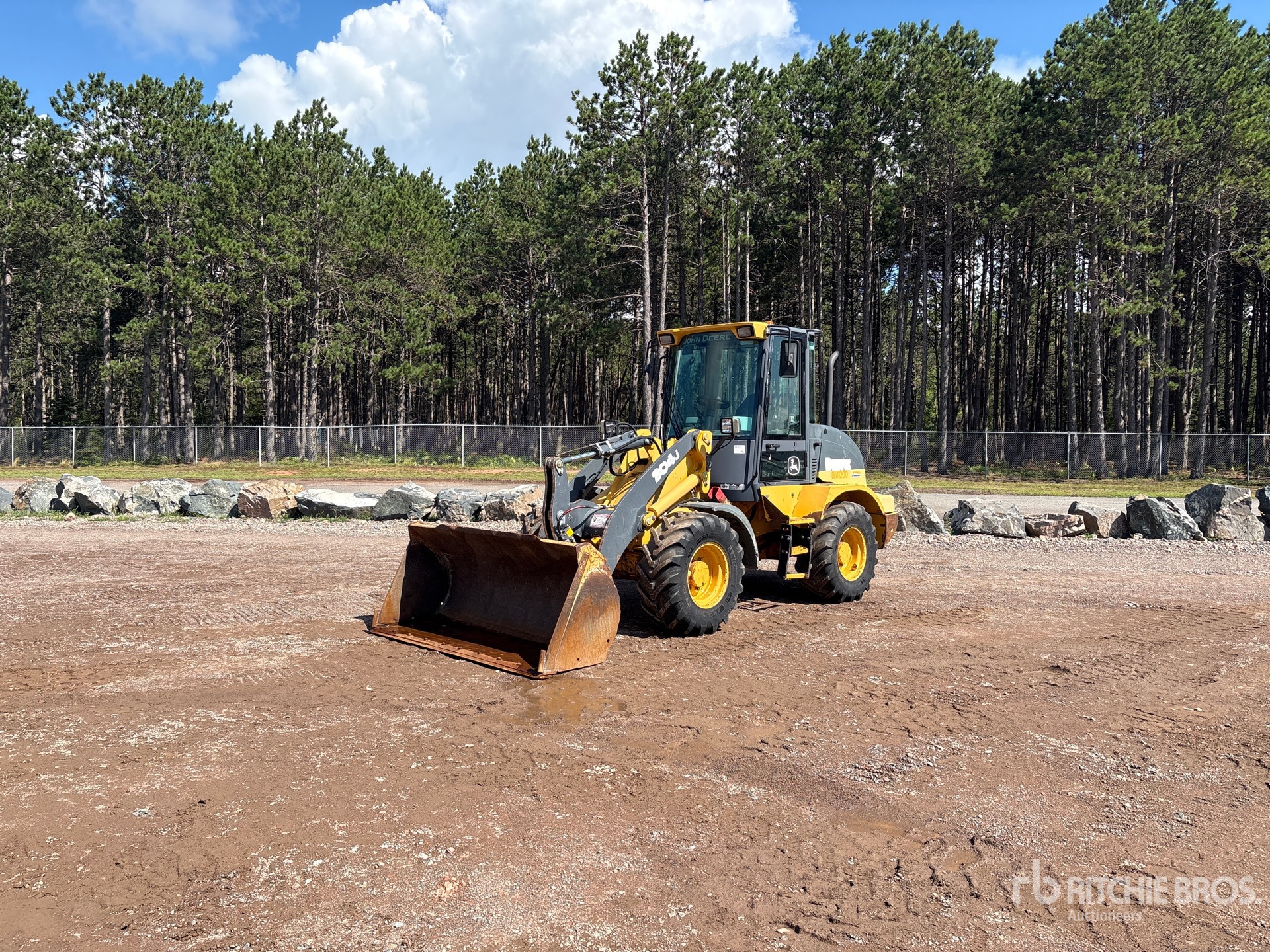 2011 John Deere 304J