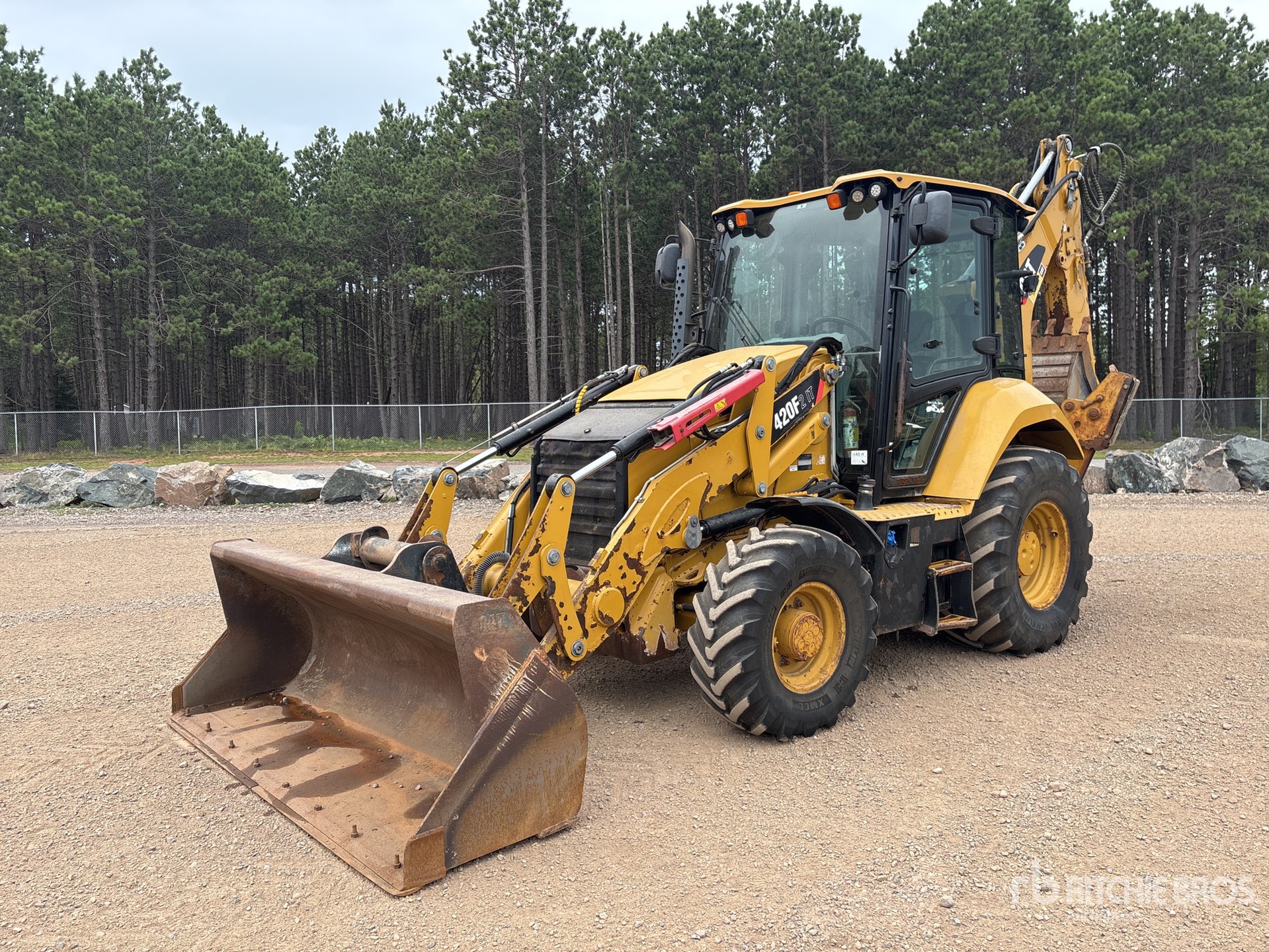 Photo of 2018 Caterpillar 420F2IT