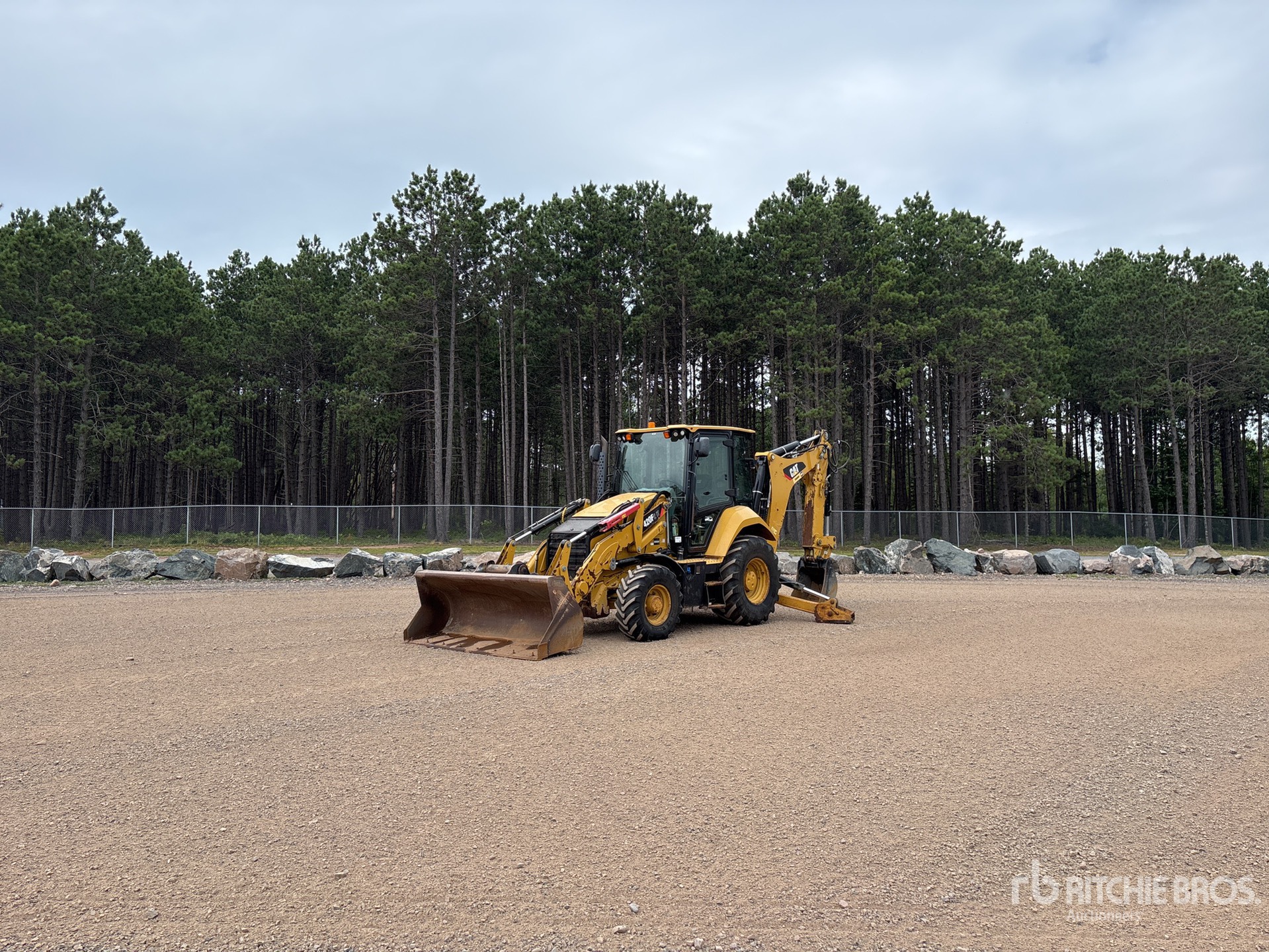 2018 Caterpillar 420F2 IT
