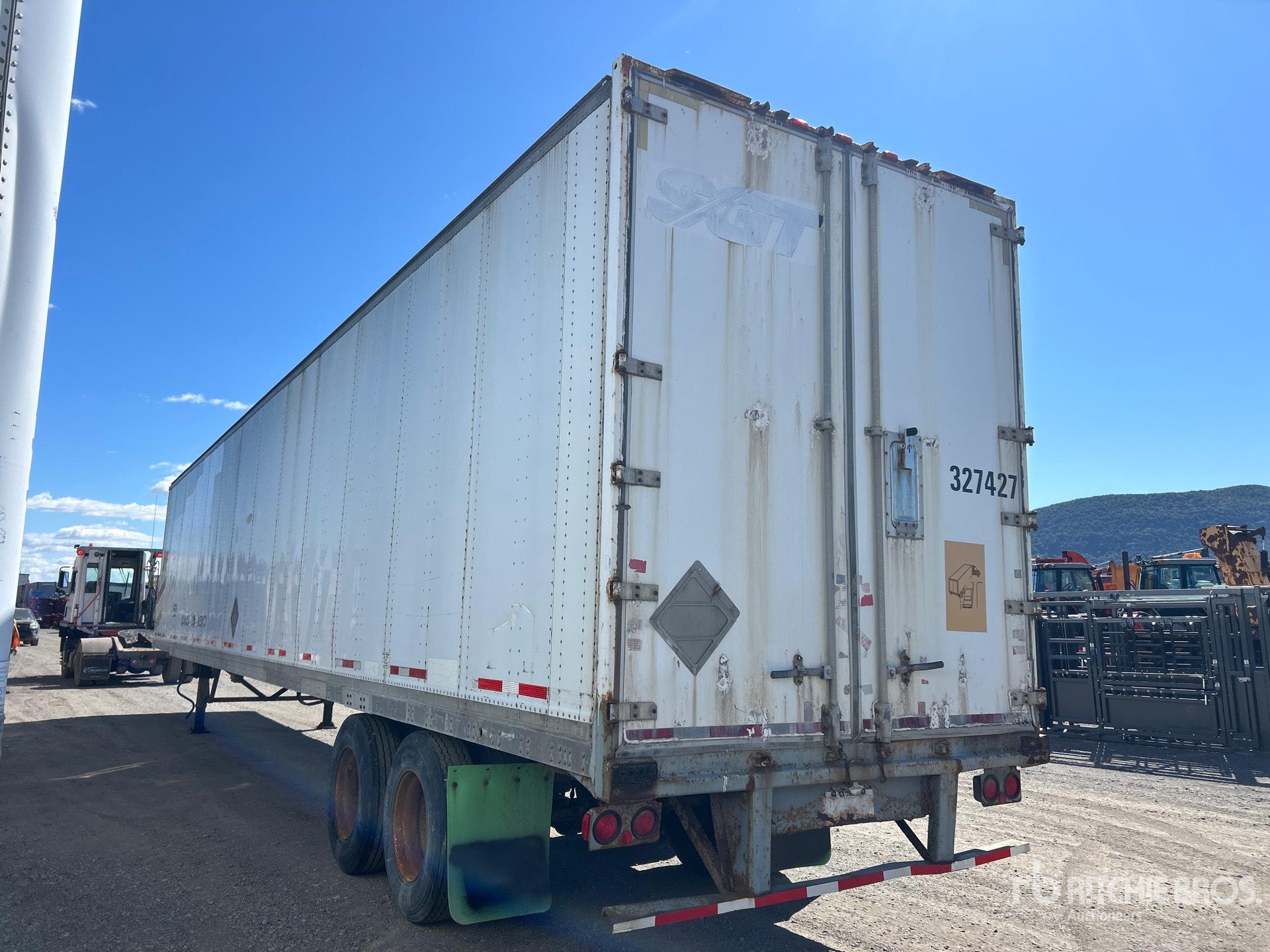 1997 Manac 53 FT X 102 IN T/A