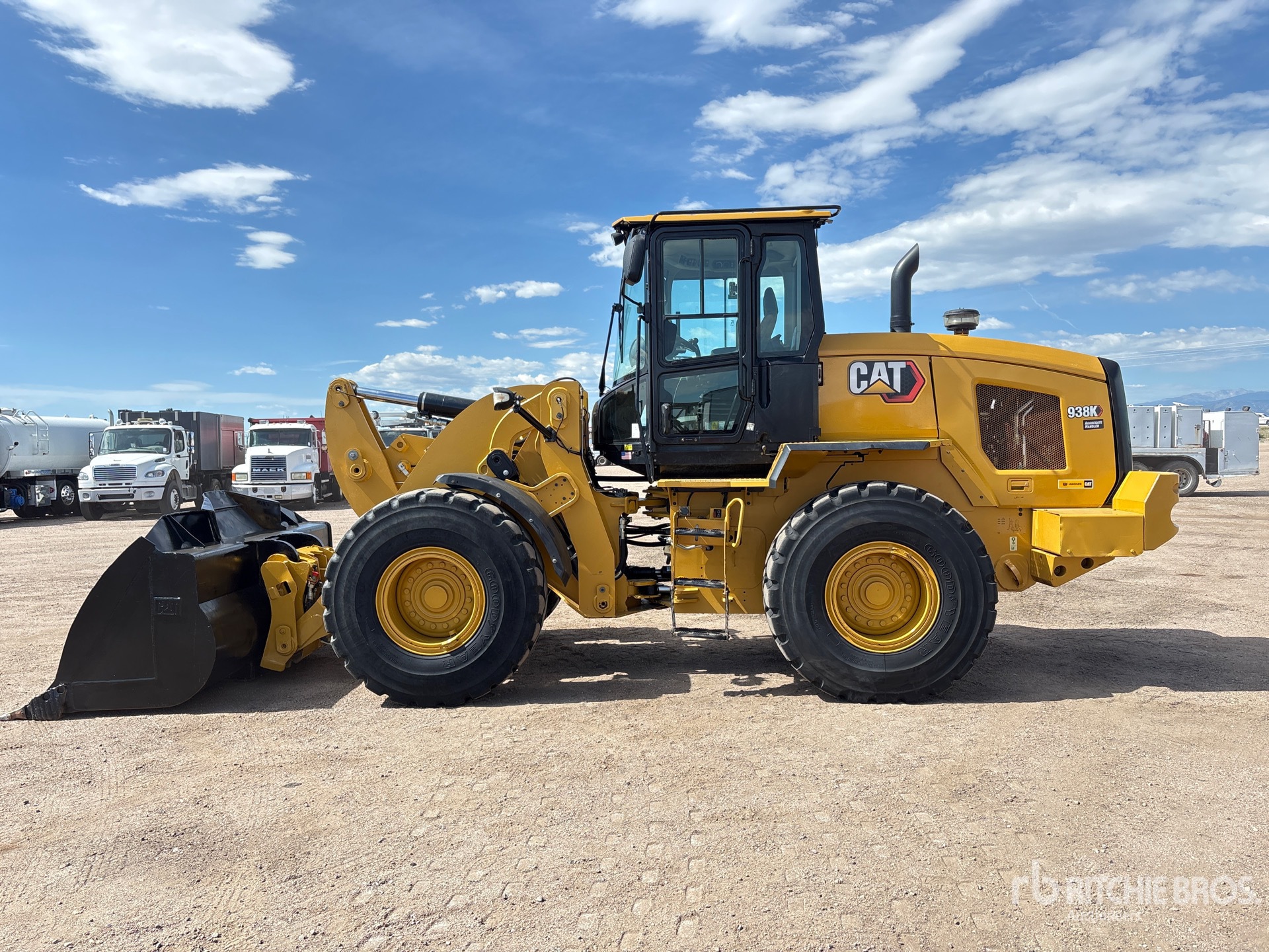2014 Caterpillar 938K