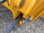 Chassis with Quick Coupler to Arms Pins