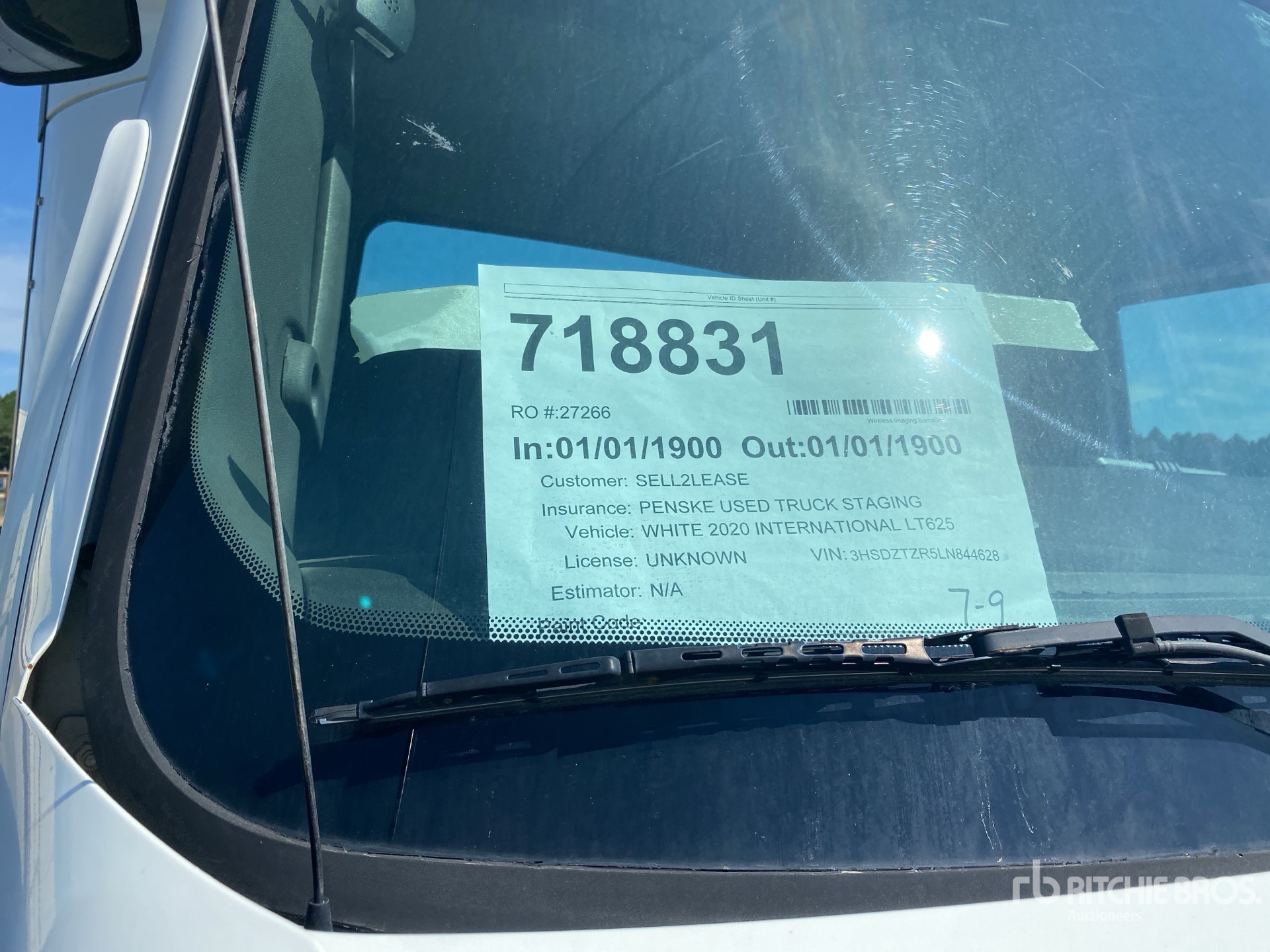 2020 International LT625